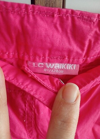LC Waikiki Fuşya şort