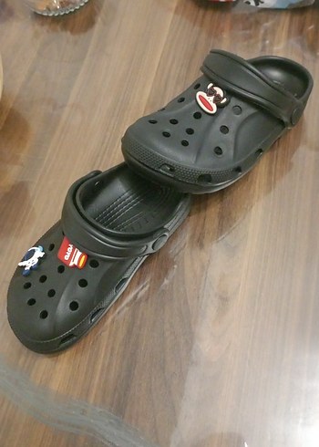 Erkek Çocuk Siyah Baskılı Tokalı Terlik - Görsel 4