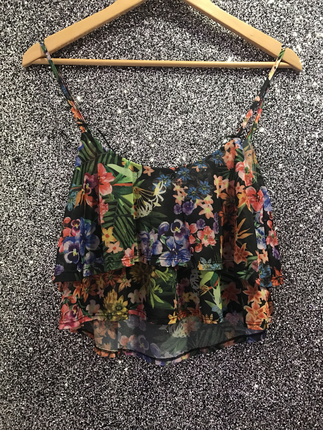 s Beden Pull & Bear askılı