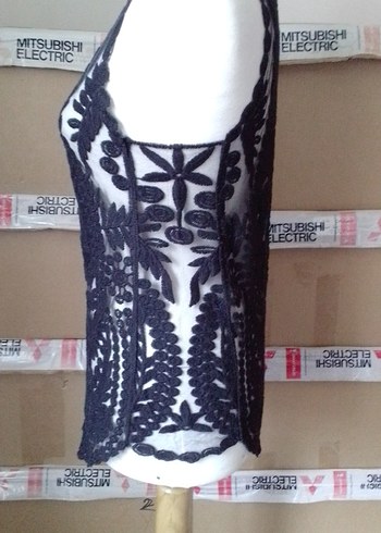 Dantel İşlemeli Siyah Kolsuz Midi Yelek - Görsel 6