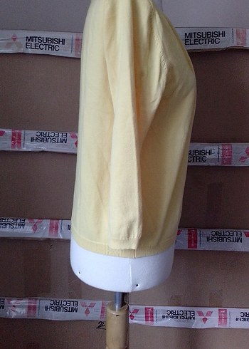 Sarı V Yaka Pamuklu Düğmeli Hırka - Görsel 6