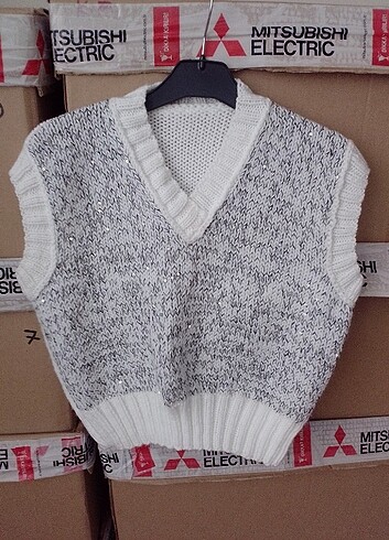 Crop sueter