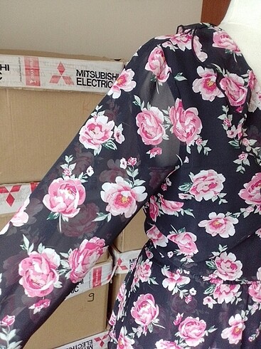 H&M siyah Çiçekli elbise - Görsel 6