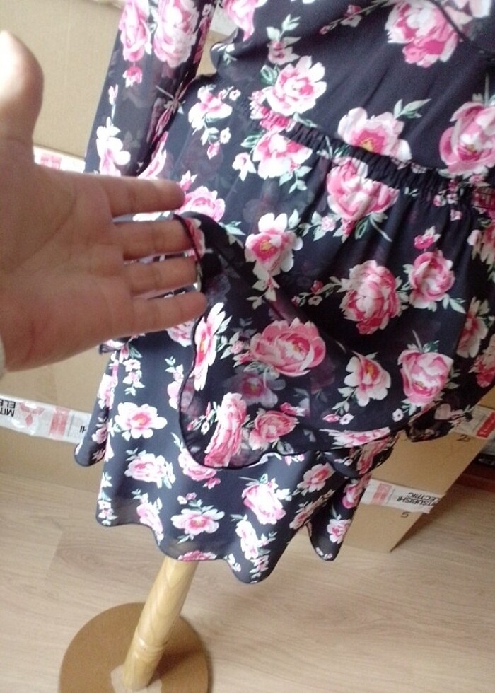 H&M siyah Çiçekli elbise - Görsel 4