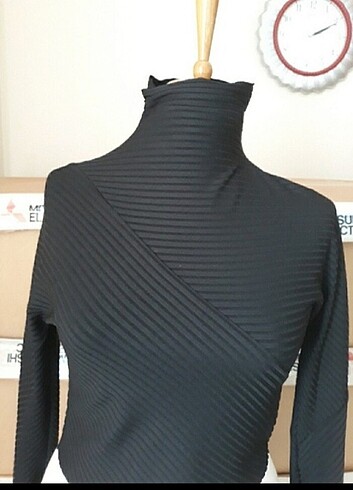 Zara Kısa crop bluz
