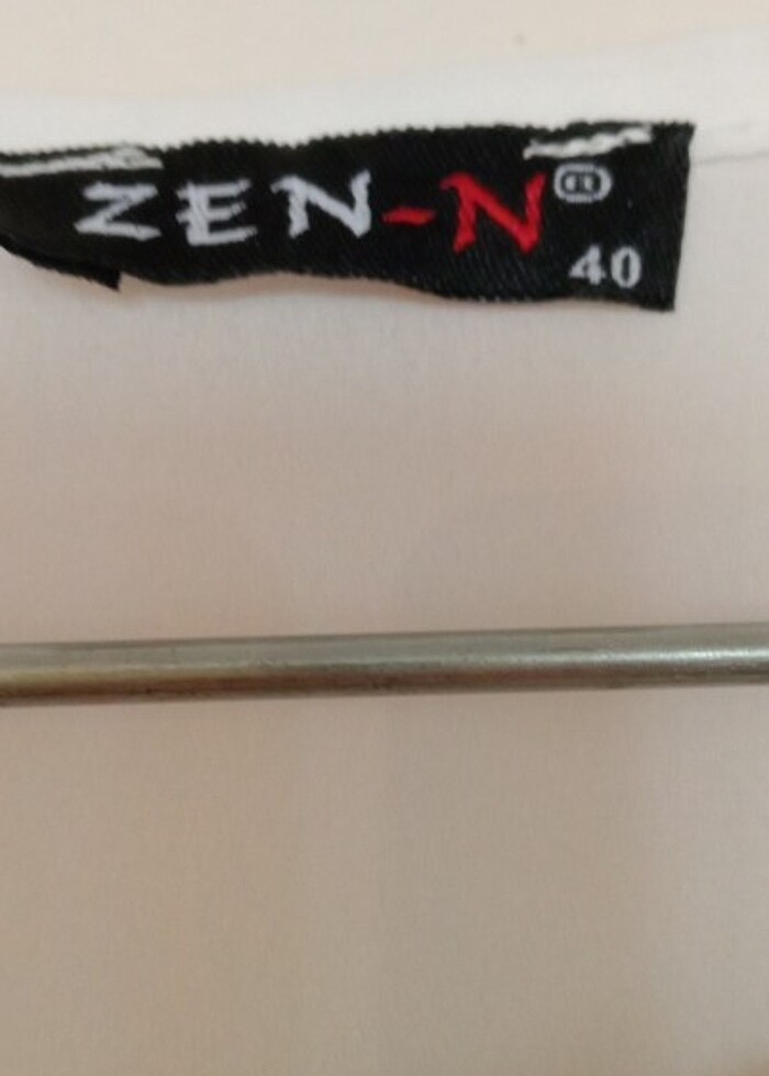 Beyaz gömlek  - Görsel 4