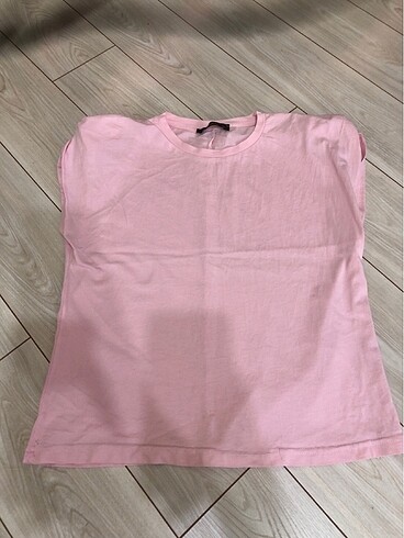 Pembe tshirt