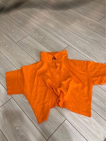 Turuncu tshirt