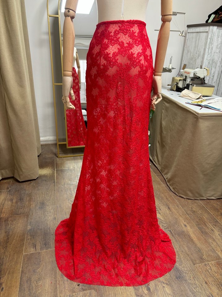 Kırmızı Dantel Detaylı balık etek ve ceket - Görsel 4