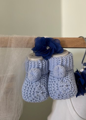 Renkli Nakışlı Kız Bebek Örgü Patik - Görsel 5