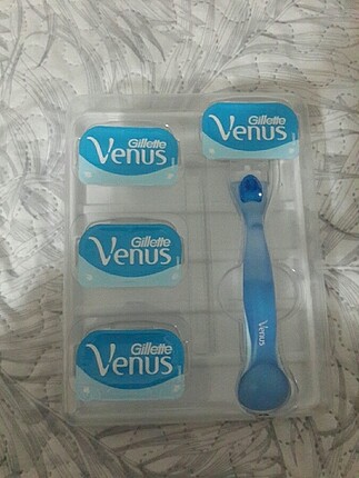 Venüs Gillette
