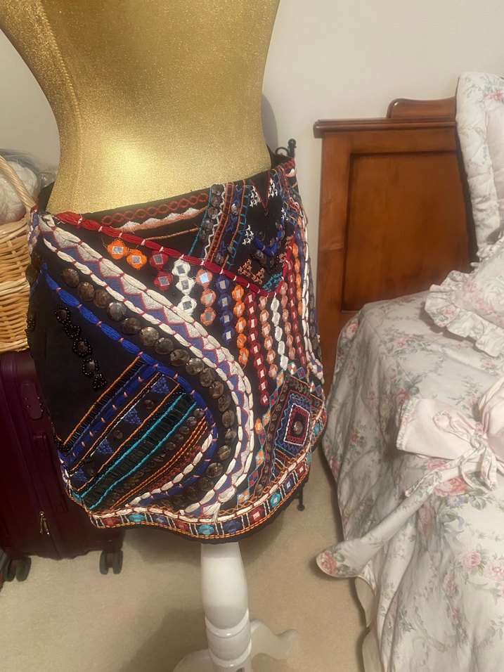 Boncuk İşlemeli Çok Renkli Mini Etek - Görsel 2