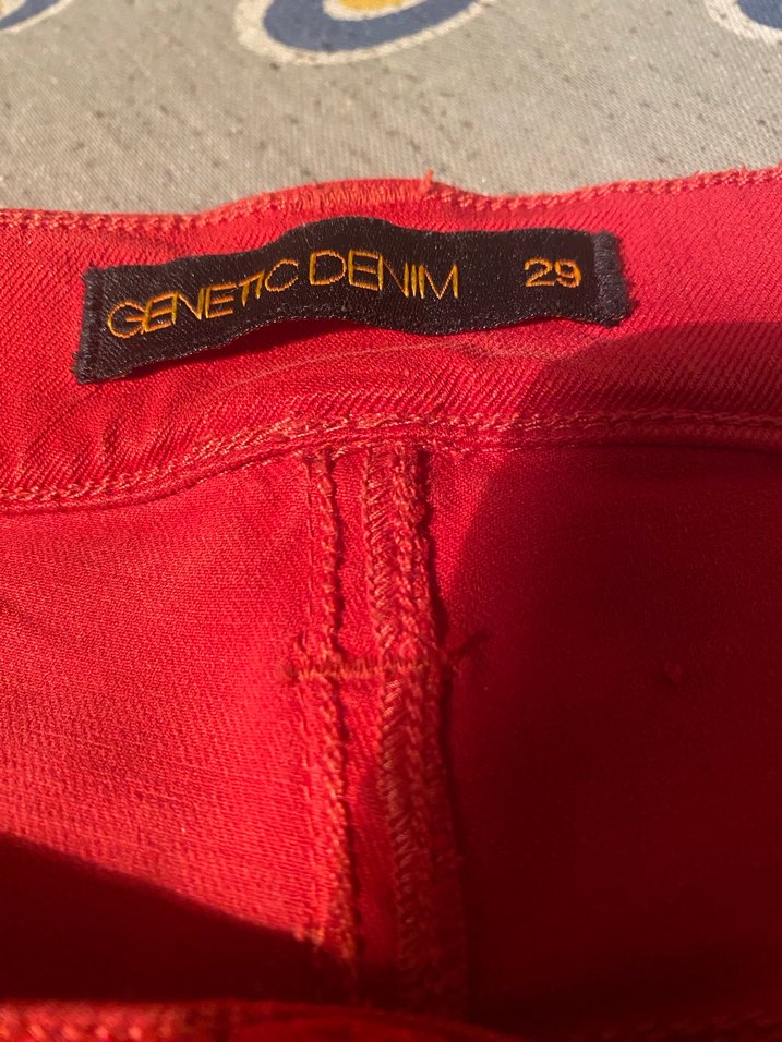 Kırmızı KadınJean - Görsel 3