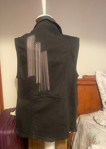 Zincir detaylı yelek - Görsel 4