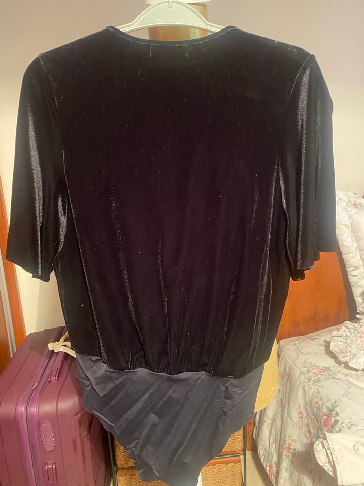 Siyah V Yakalı Drapeli  body - Görsel 2