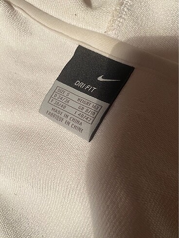 s Beden beyaz Renk Nike beyaz