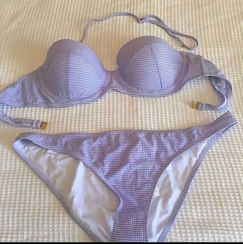Kareli bikini