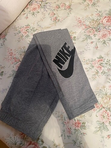 Gri Nike tayt