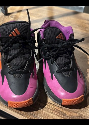 Pembe Siyah Bağcıklı Basketbol Ayakkabısı - Görsel 2