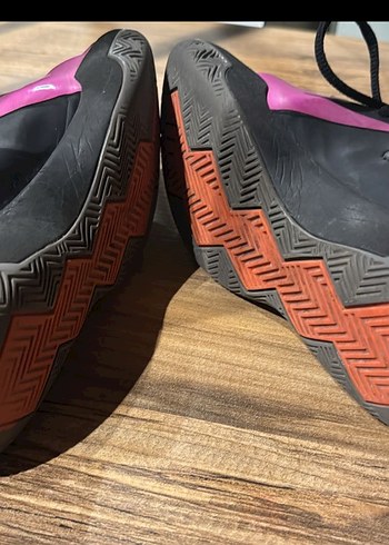 Pembe Siyah Bağcıklı Basketbol Ayakkabısı - Görsel 5