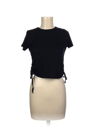 PreLoved T-shirt %70 İndirimli.