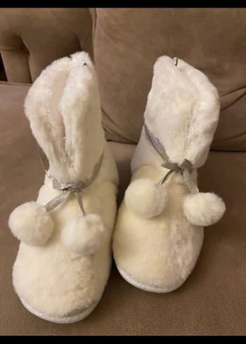 Twigy Beyaz Kürklü Sıcak Ev Terliği - Görsel 4