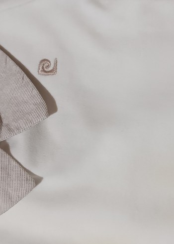 Beyaz Kısa Kollu Düğmeli Hamile Gömleği - Görsel 2