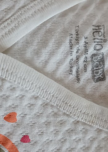 Kız Çocuk Beyaz Nakışlı Düğmeli Yelek - Görsel 2