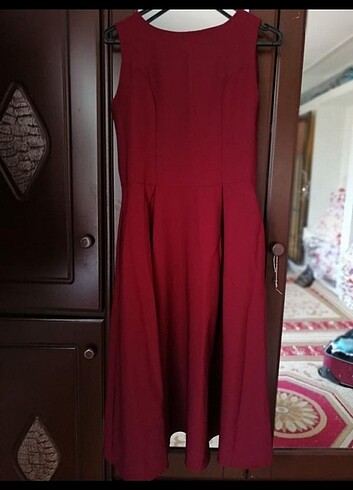 Kadın midi boy bordo elbise 