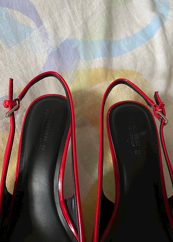 Kırmızı Tokalı Stiletto Topuklu Kadın Ayakkabı - Görsel 3