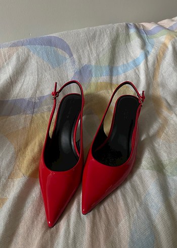 Kırmızı Tokalı Stiletto Topuklu Kadın Ayakkabı - Görsel 2