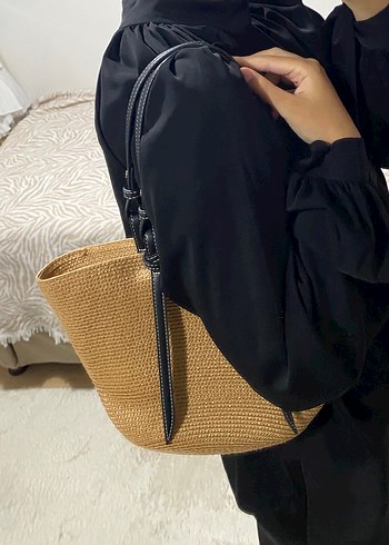 Zara zara hasır çanta