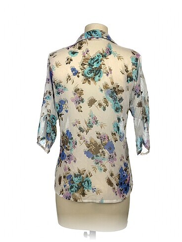 m Beden PreLoved Gömlek %70 İndirimli.