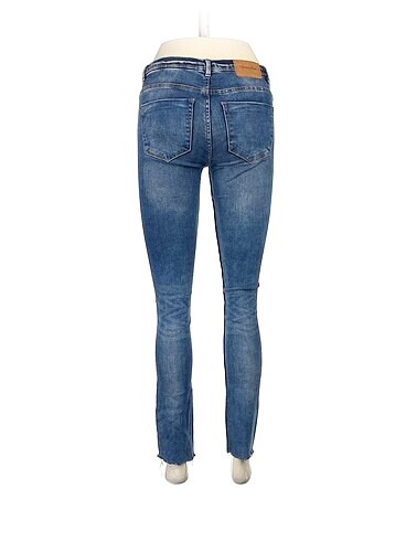 32 Beden Zara Jean / Kot %70 İndirimli.
