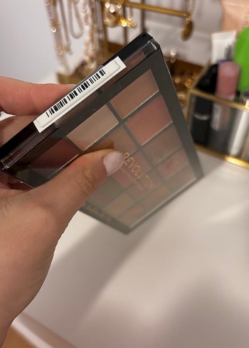 Revolution Göz Farı Paleti - Görsel 2