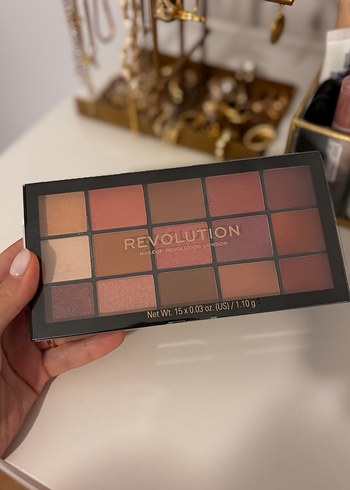 Revolution Göz Farı Paleti - Görsel 6