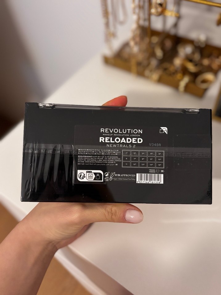 Revolution Göz Farı Paleti - Görsel 4