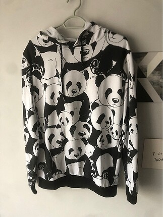 Panda sweat