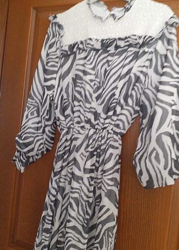 Armine Bohem Zebra Desenli Uzun Elbise