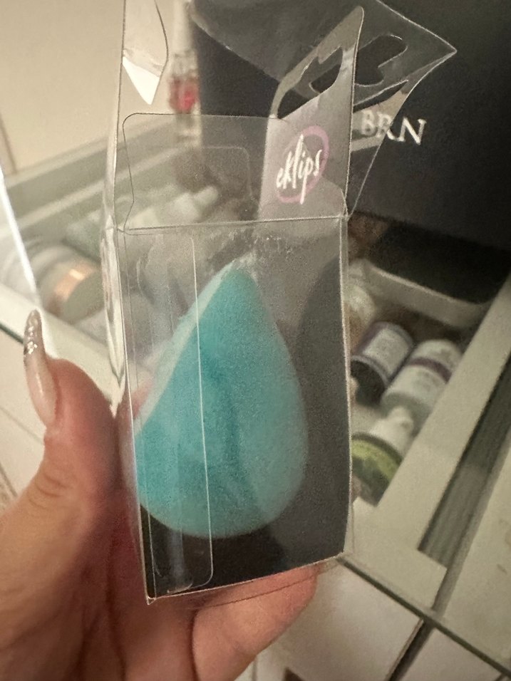 Turkuaz Pastel Makyaj Süngeri - Eklips - Görsel 2