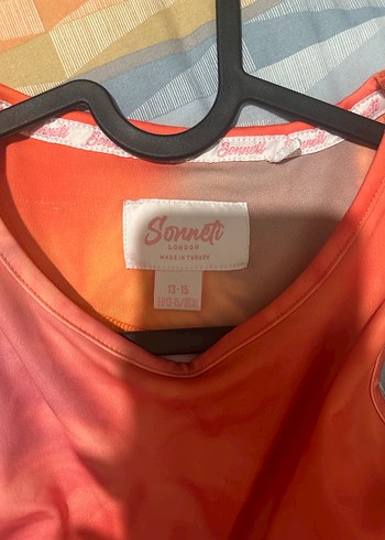 Kadın Kırmızı Batik Desenli Atlet - Görsel 3