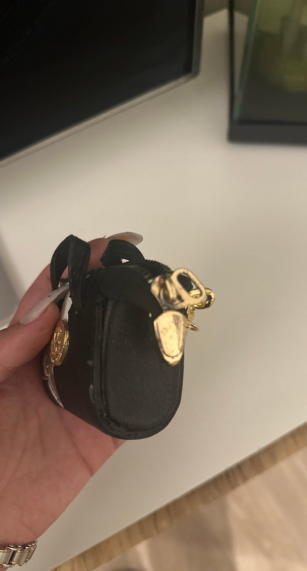 Siyah Fermuarlı Kadın Anahtarlık - Görsel 3