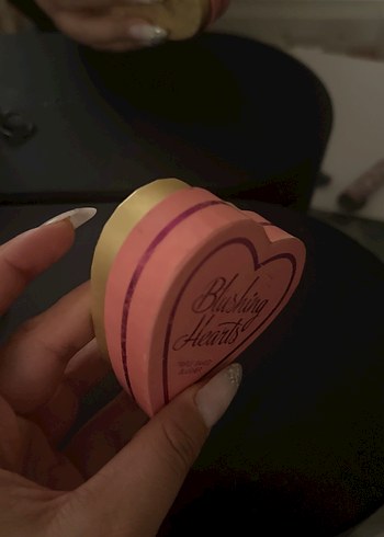 Kalp Şeklinde Parlak Pembe Allık - Görsel 4