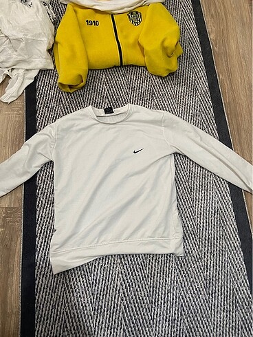 Nike sweat