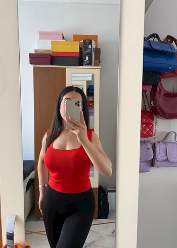 Kırmızı Bluz - Görsel 2