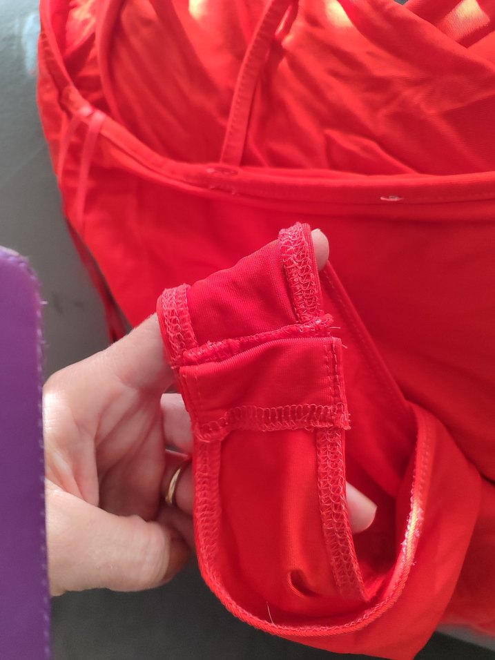 Parlak Kırmızı Drapeli Strappy bluz - Görsel 3