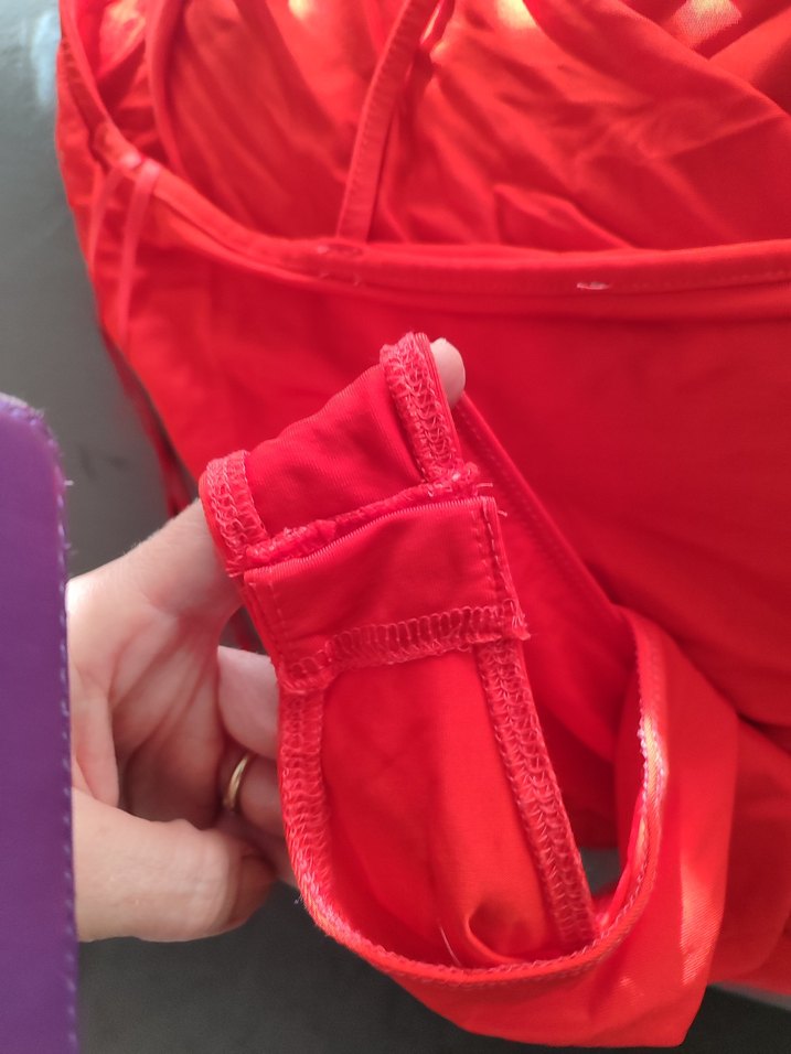 Parlak Kırmızı Drapeli Strappy bluz - Görsel 4