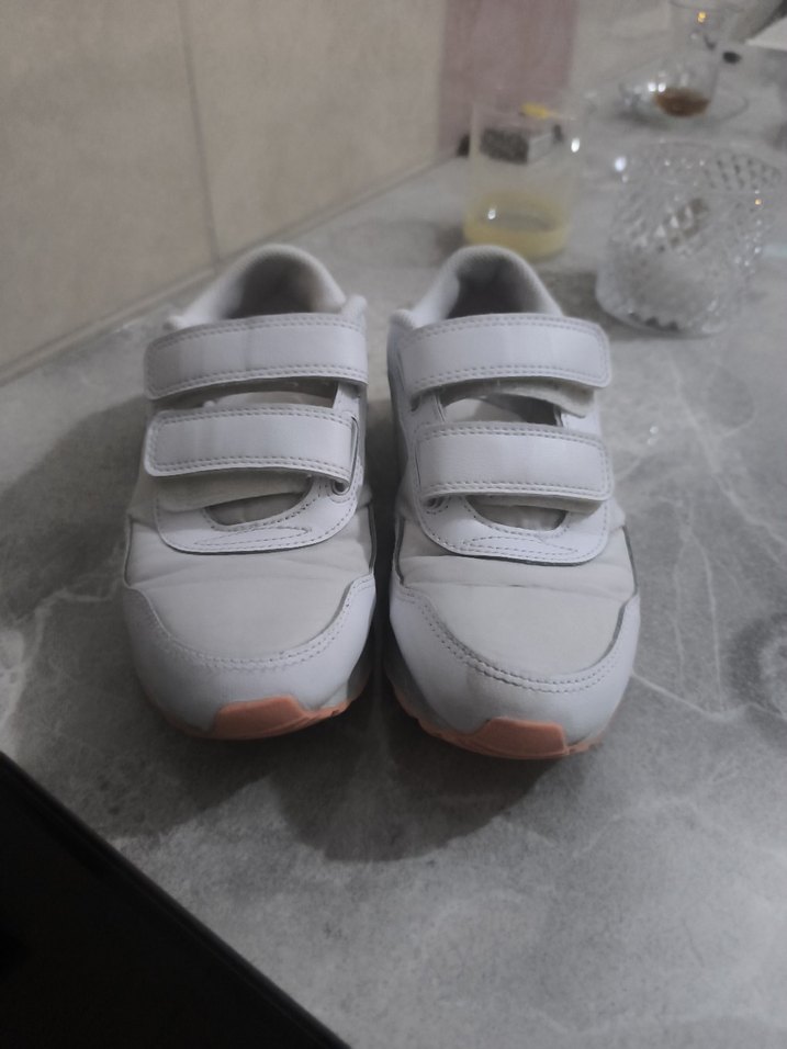 Nike Kız Çocuk Cırt Cırtlı Beyaz Spor Ayakkabı - Görsel 3