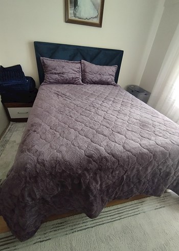 Koyu Mor kadife Desenli Yatak Örtüsü - Görsel 7