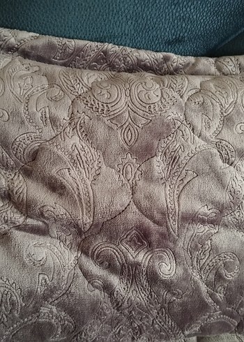 Koyu Mor kadife Desenli Yatak Örtüsü - Görsel 9